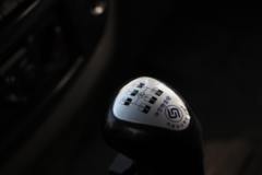 欧铃汽车 小金刚 200马力 4.45米自卸车(国六)(ZB3180UPE3L)