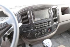 欧铃汽车 小金刚 200马力 4.45米自卸车(国六)(ZB3180UPE3L)