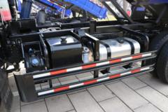 欧铃汽车 小金刚 200马力 4.45米自卸车(国六)(ZB3180UPE3L)