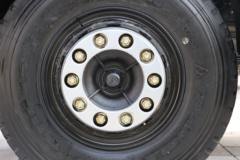 欧铃汽车 小金刚 200马力 4.45米自卸车(国六)(ZB3180UPE3L)