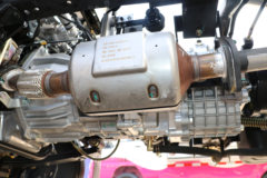 欧铃汽车 小宝马 122马力 4X2 3.08米单排自卸车