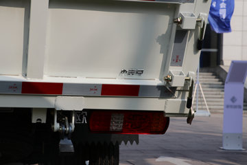 ŷ������ С���� 122���� 4X2 3.08�׵�����ж��ͼƬ