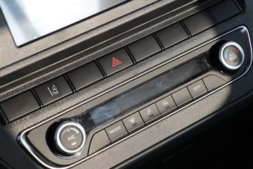 ŷ������ ���� 150���� 4.15�׵�����ʽ�Ῠ(����)ͼƬ