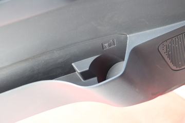 ŷ������ ���� 150���� 4.15�׵�����ʽ�Ῠ(����)ͼƬ