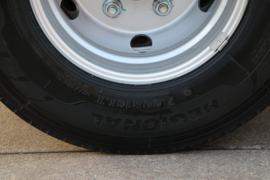 吉运&nbsp;载货车底盘                                                图片