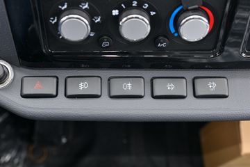 ��� ��VH 150���� 4X2 4.13����س�(CA5041XLCP40K59L2E6A84)ͼƬ