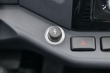 ��� ��VH 150���� 4X2 4.13����س�(CA5041XLCP40K59L2E6A84)ͼƬ