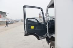 解放 虎VN 130马力 4X2 4.05米冷藏车(潍柴) 解放 虎VN 130马力 4X2 4.05米冷藏车(潍柴)