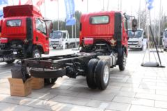 嘉龙 龙驹 轻载版 150马力 4X2 3.7米单排仓栅式轻卡(国六)(窄体)(DNC5041CCYG6L1) 嘉龙 龙驹 轻载版 150马力 4X2 3.7米单排仓栅式轻卡(国六)(窄体)(DNC5041CCYG6L1)