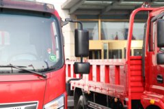 欧铃汽车 M7 200马力 5.33米排半栏板载货车(国六)