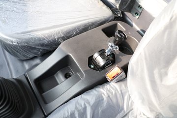 ŷ������ M7 200���� 5.33���Ű������ػ���(����)ͼƬ