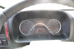 欧铃汽车 M7 200马力 5.33米排半栏板载货车(国六)