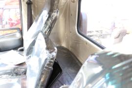 龙腾&nbsp;自卸车驾驶室                                               图片