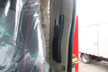 ���� �°����� 160���� 4X2 4.12�׵��Ų�դʽ�Ῠ(����)ͼƬ