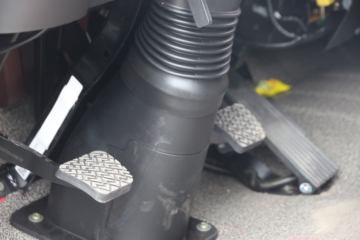 ���� �°����� 160���� 4X2 4.12�׵��Ų�դʽ�Ῠ(����)ͼƬ