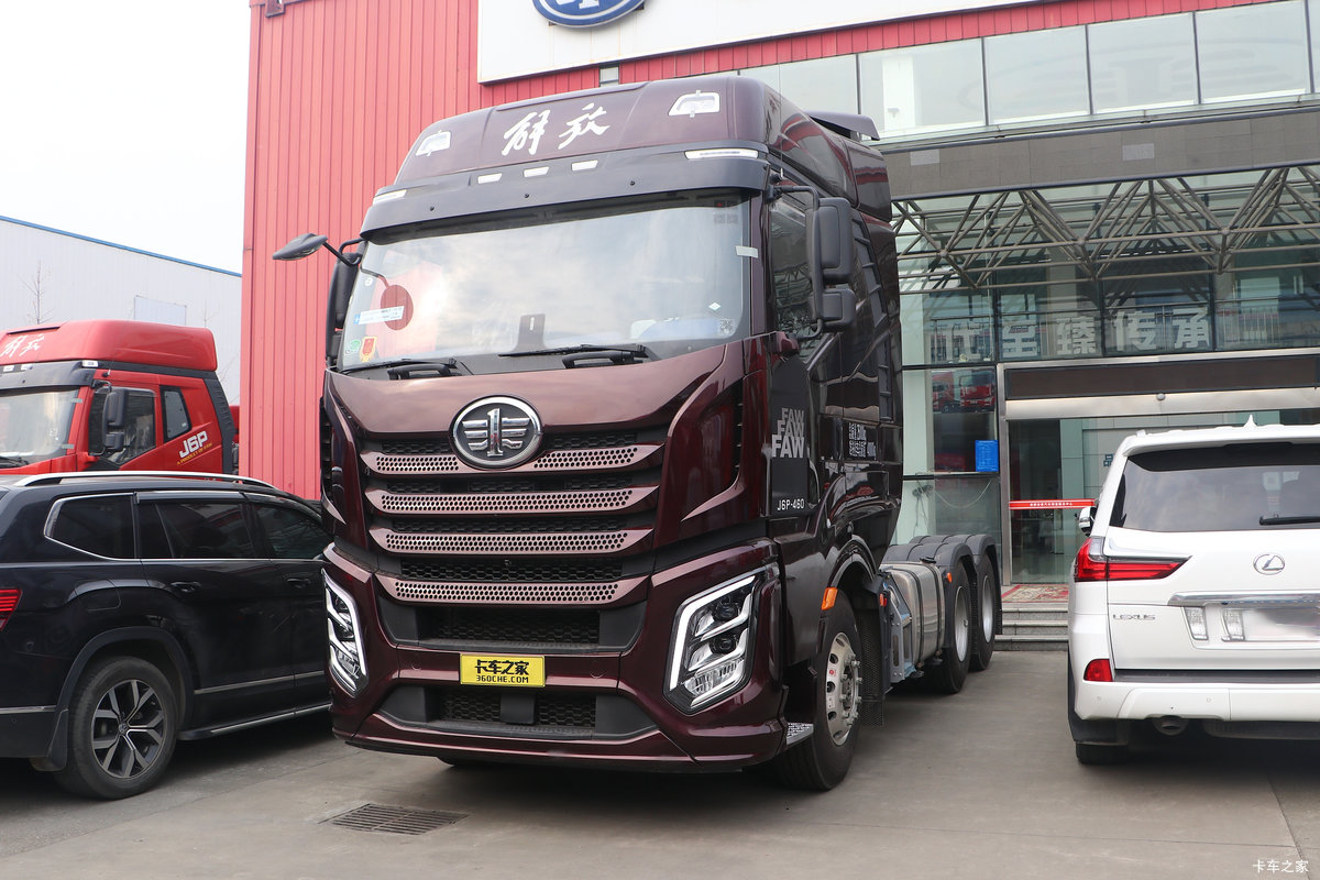 一汽解放 J6V 460马力 6X4牵引车(国六)