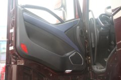 一汽解放 J6V 460马力 6X4牵引车(国六)(CA4250P66K25T1E6)