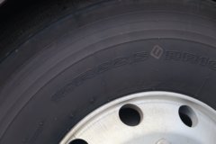 一汽解放 J6V 460马力 6X4牵引车(国六)(CA4250P66K25T1E6)