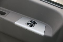 现代商用车 泓图EV 4.5T 4.2米单排纯电动厢式运输车(国六)(CHM5040XXYZDC33BEV)115kWh