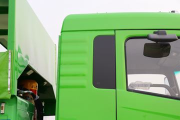 ���� ����J6 ��ֵ�� 350���� 8X4 5.6����ж��(����)(HFC3311P3K5H23S)ͼƬ