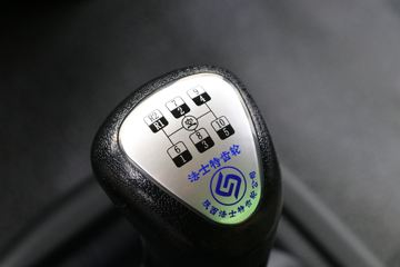 ���� ����J6 ��ֵ�� 350���� 8X4 5.6����ж��(����)(HFC3311P3K5H23S)ͼƬ