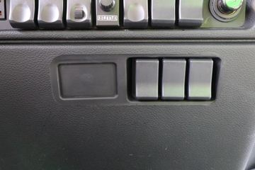 ���� ����J6 ��ֵ�� 350���� 8X4 5.6����ж��(����)(HFC3311P3K5H23S)ͼƬ