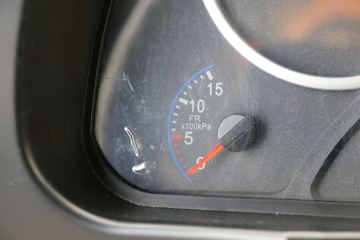 ���� ����J6 ��ֵ�� 350���� 8X4 5.6����ж��(����)(HFC3311P3K5H23S)ͼƬ