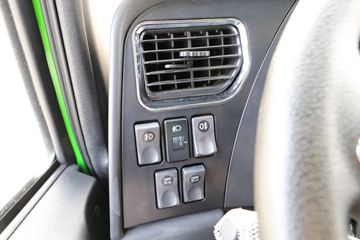 ���� ����J6 ��ֵ�� 350���� 8X4 5.6����ж��(����)(HFC3311P3K5H23S)ͼƬ