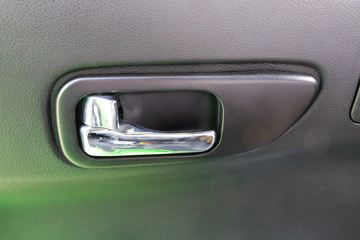 ���� ����J6 ��ֵ�� 350���� 8X4 5.6����ж��(����)(HFC3311P3K5H23S)ͼƬ