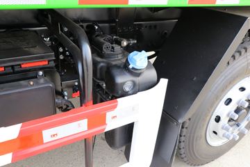 ���� ����J6 ��ֵ�� 350���� 8X4 5.6����ж��(����)(HFC3311P3K5H23S)ͼƬ