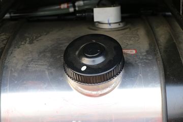 ���� ����J6 ��ֵ�� 350���� 8X4 5.6����ж��(����)(HFC3311P3K5H23S)ͼƬ