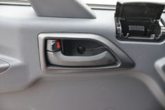 解放 虎VH 160马力 4.82米排半栏板轻卡(国六)(CA1120P40K42L3E6A84)