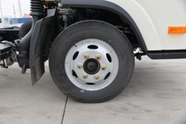 虎VR&nbsp;冷藏车底盘图片