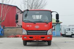 解放虎VN平板车型，潍柴国六120马力发动机，4.2米货箱。