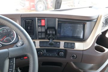 �������� ����H7�ؿ� 520���� 4X2 AMT�Զ���ǣ����(����)ͼƬ