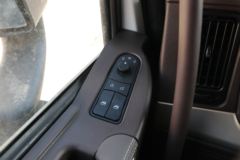 东风柳汽 乘龙H7重卡 520马力 4X2 AMT自动挡牵引车(国六)(LZ4180H7AC1)