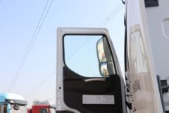 东风柳汽 乘龙H7重卡 520马力 4X2 AMT自动挡牵引车(国六)(LZ4180H7AC1)