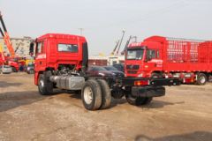 陕汽重卡 德龙L5000 绿通版 240马力 4X2 6.8米仓栅式载货车(国六)(SX5189CCYLA501F2)