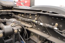 德龙M3000S&nbsp;电动牵引车底盘图片