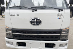 一汽红塔 解放霸铃1系V6 102马力 3.02米单排栏板轻卡(国六)(CA1040K3LE6)