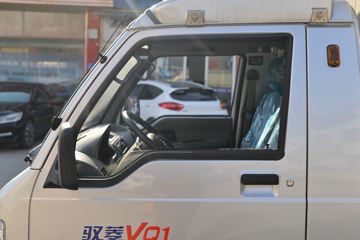  ԦVQ1 1.6L 122  3.05׵ʽ΢()(BJ5030XYK5JV3-51)ͼƬ