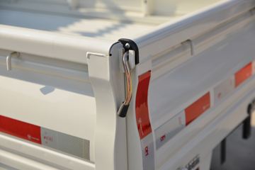 ���� ����M1 ������ 1.6L 122���� ���� 3.05���Ű�����΢��(����)(BJ1031V4PV4-01)ͼƬ