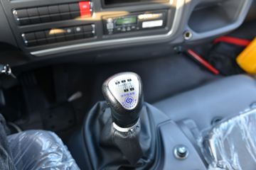  Ʒ 200 5.45Űʽػ(BJ5188XXYKPFK-AD1)ͼƬ