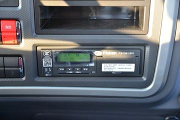  Ʒ 200 5.45Űʽػ(BJ5188XXYKPFK-AD1)ͼƬ