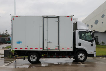 ��� ��; 160���� 4X2 4.05����س�(CA5041XLCP40K59L2E6A84)ͼƬ