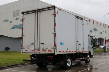 ��� ��; 160���� 4X2 4.05����س�(CA5041XLCP40K59L2E6A84)ͼƬ