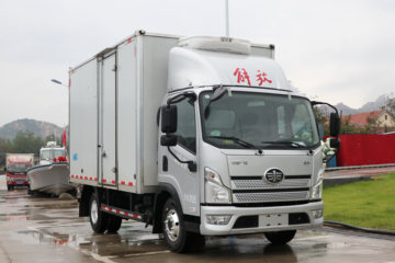 解放 领途 160马力 4X2 4.05米冷藏车(CA5041XLCP40K59L2E6A84)