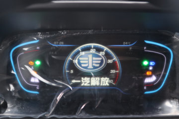 ��� ��; 160���� 4X2 4.05����س�(CA5041XLCP40K59L2E6A84)ͼƬ