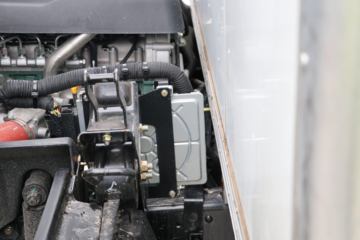 ��� ��; 160���� 4X2 4.05����س�(CA5041XLCP40K59L2E6A84)ͼƬ