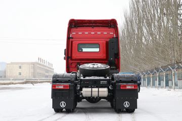 北奔V3XT&nbsp;牵引车外观                                                图片